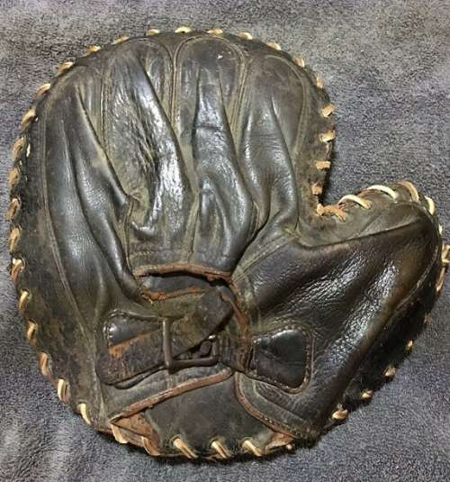Alex Taylor Catchers Mitt Black Back