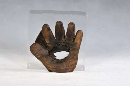 A.J. Reach Hole in Palm Crescent Front