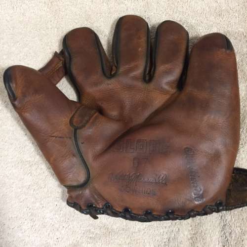 Walter J. Maranville Globe G7 Front