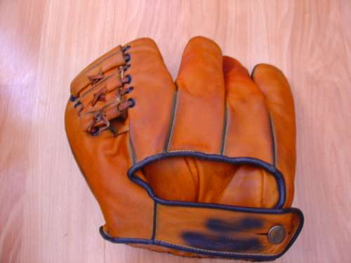 Harry Craft Goldsmith HC Lefty Back