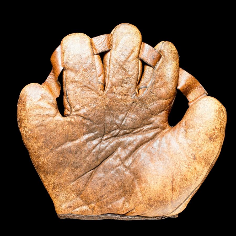 Novelty & Specialty Gloves