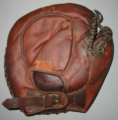 George Sisler Rawlings Back