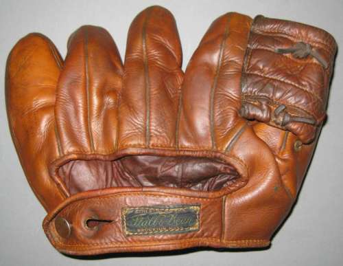 Dick Cullen Stall & Dean Back